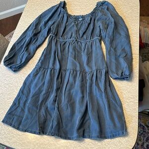 Old Navy Chambray Dress. Blue. Size Medium Tall.